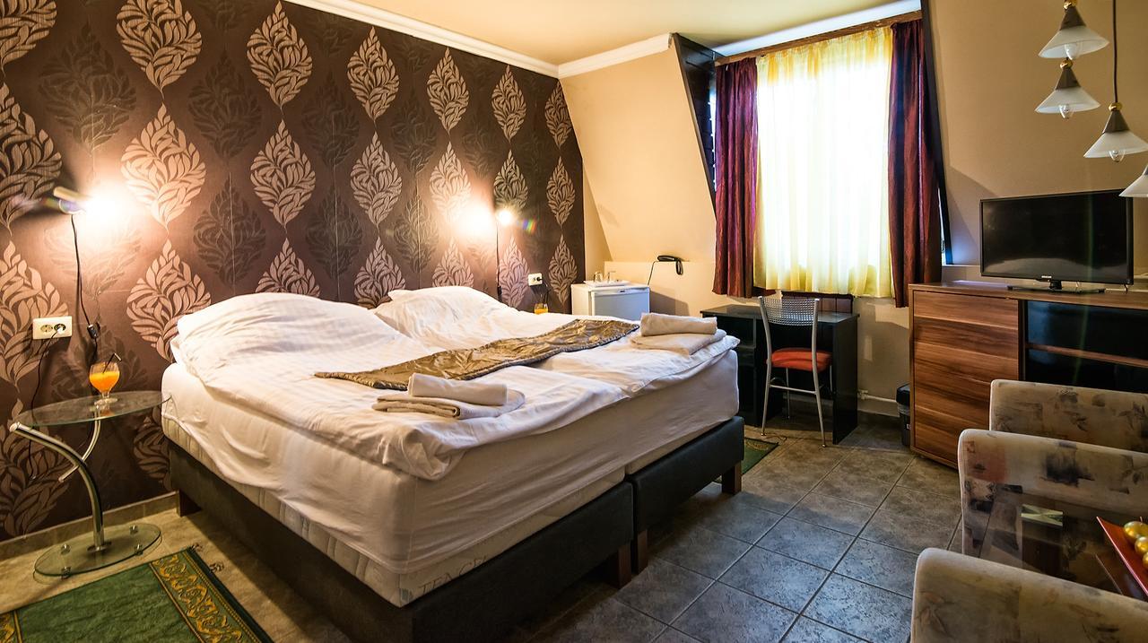 Thermal Panzio Sarvar Room photo